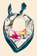 Floral Garden Print Bandana: MU