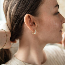 Chara Hoops-clear: Gold/clear