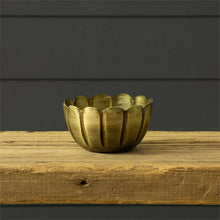 Scalloped Brass Mini Bowl (Pk/04)