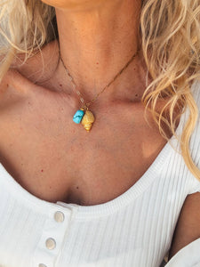 Gold shell delicate necklace with turquoise natural stone
