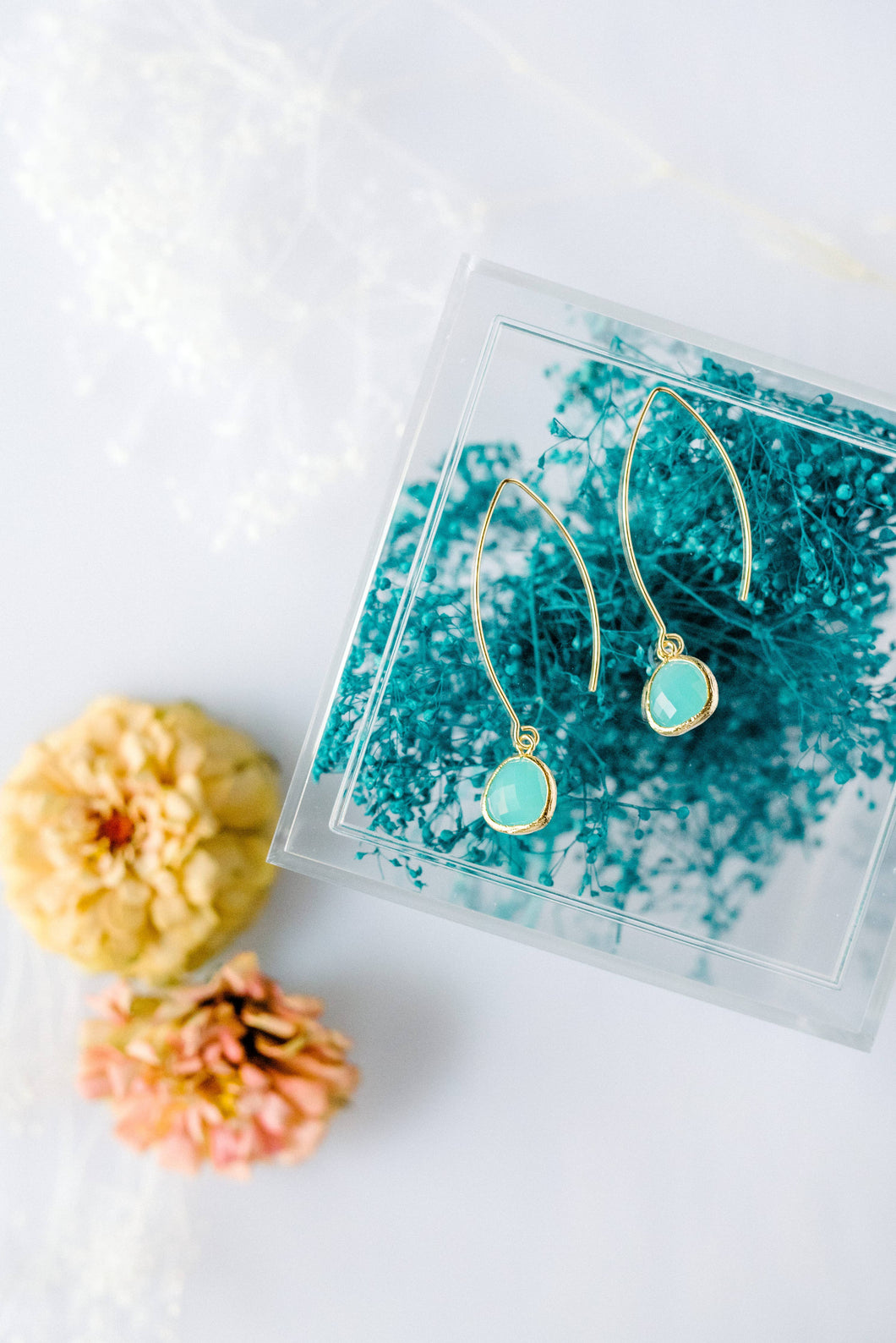 Gemstone Dangle Thread Through Earring 80 Colors Gold Silver: Tide / Gold