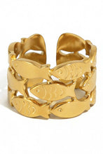 Fish Motif Statement Ring: 3 / One Size