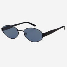 Soho Womens Oval Sunglasses: Black