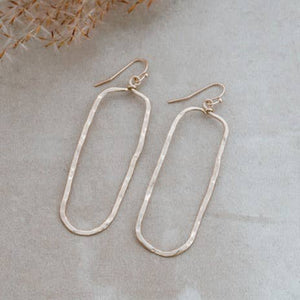 Picture Perfect Earrings: Silver