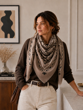 K21 Large Woolen Square Bandana: Cafe