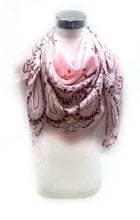46735-K10 Large square scarf 110*110 bandana pattern: Beige clair