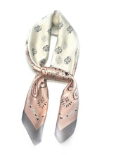 D-149/D-201 Scarf touch silk 70x70 paisley pattern: Beige