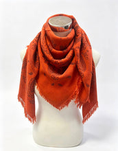 5467354-K24 Wool square scarf with paisley pattern: Brick