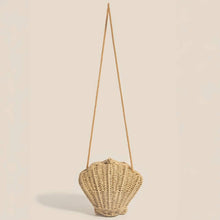 Straw Braided Seashell Bag: KA