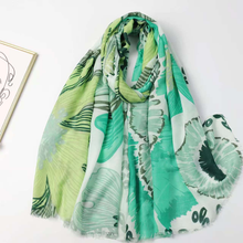 Lightweight Printed Scarf: 02 Tan