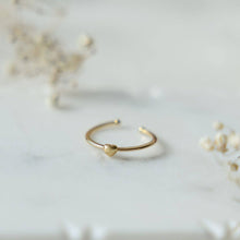 Little Love Ring: Gold