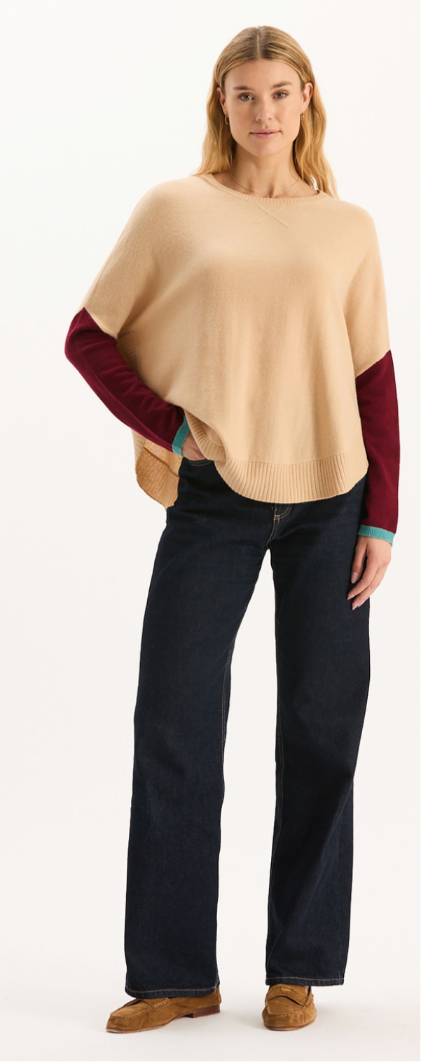 Cashmere Colorblock back Detail Crew