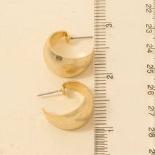 Vintage Gold Rounded Chunky Hoop Earrings: GOLD
