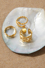 Fish Motif Statement Ring: 3 / One Size