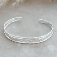 Zaney Cuff: Gold