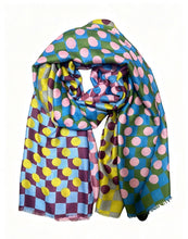 HH-411 Scarf with graphic pattern: Black
