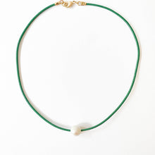 Adjustable Leather and Pearl Minimalist Necklace for Spring: Green