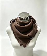 46735-k28 Small plain square scarf: Blue