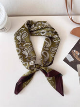 D-364 Scarf silk touch 70x70 paisley pattern: Blue