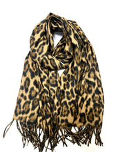 HG-119 Leopard scarf: Taupe