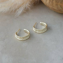 Em Hoops: Silver