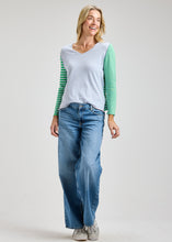 Colorblock Vee Stripe