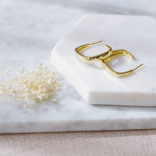 Tetra Hoops: Gold
