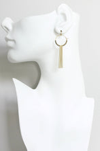 JLTE25 brass geometric hoop earrings