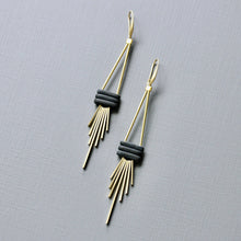 JLTE73 matte black glass geometric earrings