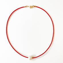 Adjustable Leather and Pearl Minimalist Necklace for Spring: Green