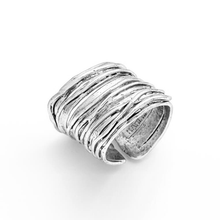 Brushed Ribbon Ring - 24K Gold Plated: Gold