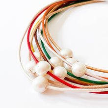 Adjustable Leather and Pearl Minimalist Necklace for Spring: Green