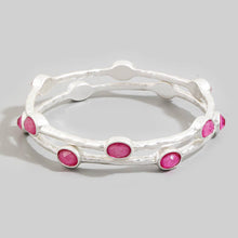 Oval Stone Station Hammered Bangle Set: WGAQ