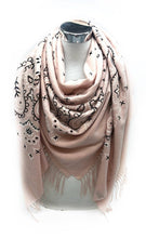 K8 Large square scarf with bandana pattern and long fringe: Fuchsia