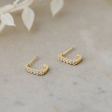 Smitten Studs: Gold