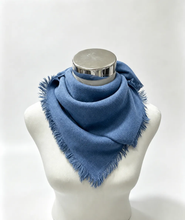 46735-k28 Small plain square scarf: Blue