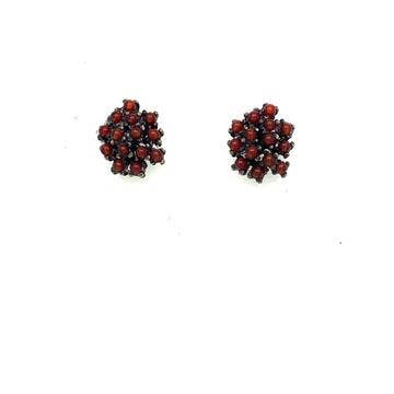 Beaded Cluster Earring: Black Diamond