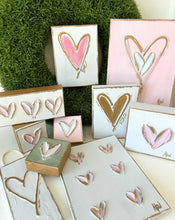 Heart block |  valentine | pastel | xoxo | love: Pink back/white heart