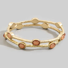 Oval Stone Station Hammered Bangle Set: WGPK