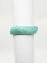 B26044 Bold Acrylic Bangle Cuff Bracelet: 01 MI