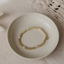 Trixie Bracelet-White Pearl: Gold/White Pearl