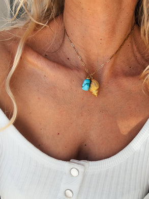 Gold shell delicate necklace with turquoise natural stone
