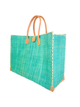 Zafran Solid Straw Beach Bag: Natural / Medium