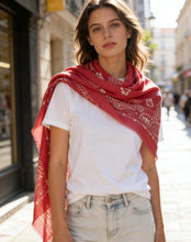 46735-K10 Large square scarf 110*110 bandana pattern: Vert