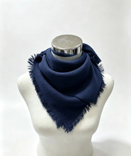 46735-k28 Small plain square scarf: Blue