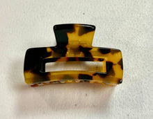 Small Cutout Rectangle Jaw: Garden Green