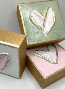 Heart block |  valentine | pastel | xoxo | love: Pink back/white heart