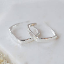 Tetra Hoops: Gold