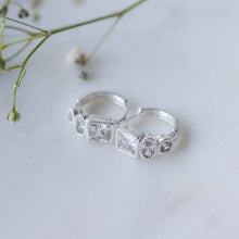 Pollyanna Hoops-clear: Gold/grey/clear