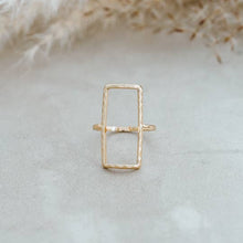 Miranda Ring: Gold / 7
